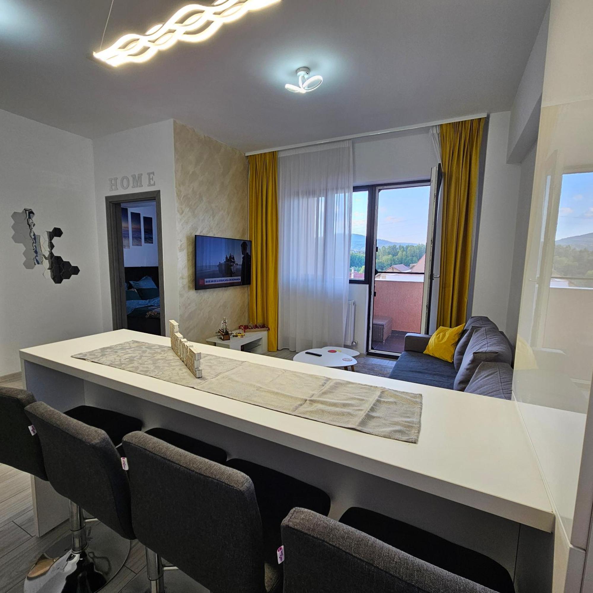 Apartament Dem Radulescu Langa Strand Ramnicu Valcea Exterior photo